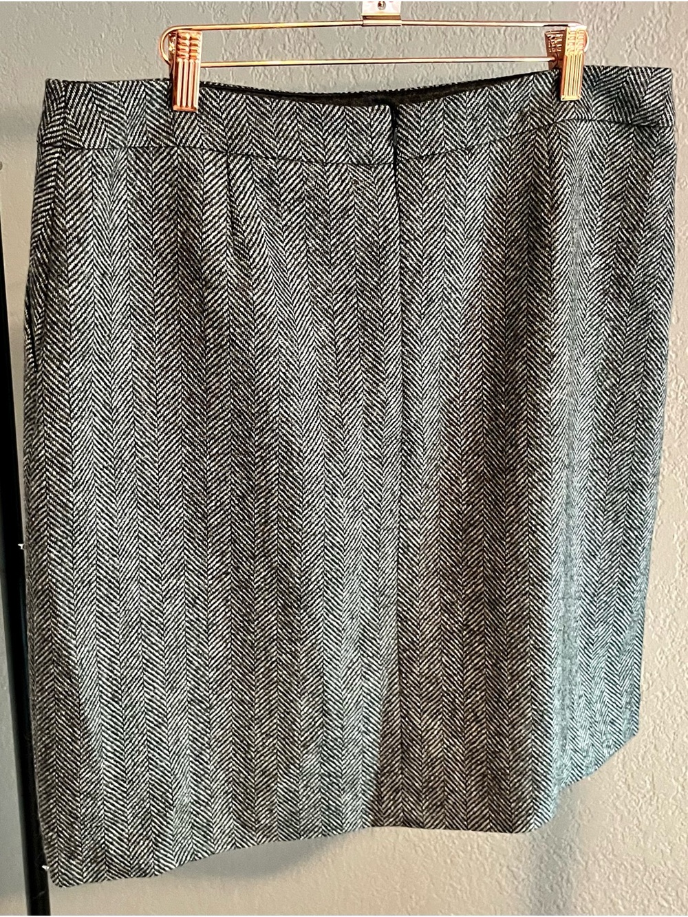 Boden 100% Wool Black & White Herringbone Pencil Skirt Size 12L (Tall) EUC